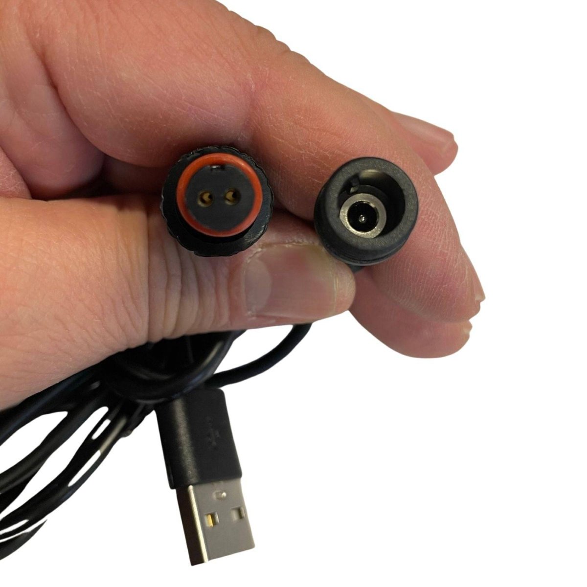 Elebest USB-Ladekabel mit Bordsteckdosen-Anschluss fürs Motorrad